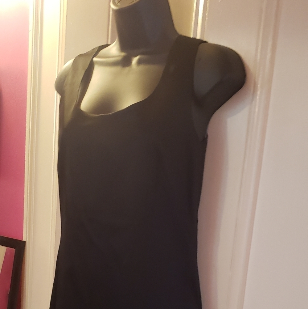 DKNY SIMPLE BLACK DRESS - Picture 2 of 6